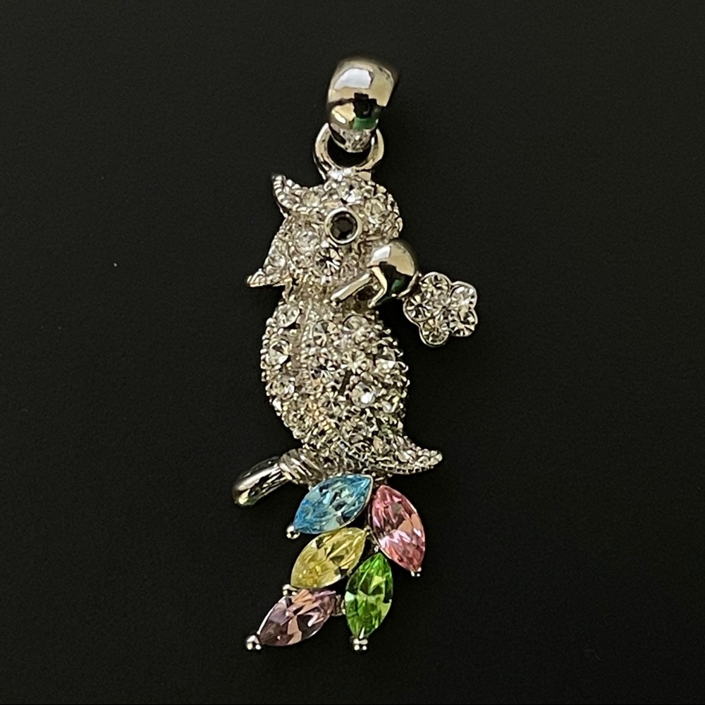 Brand new pendant